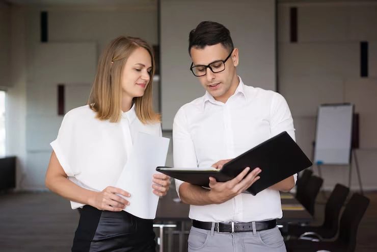 Debt Restructuring Lawyer Services in Dubai