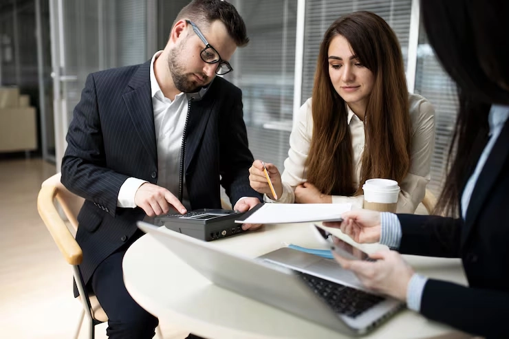Financial Recovery Lawyer Services in Dubai