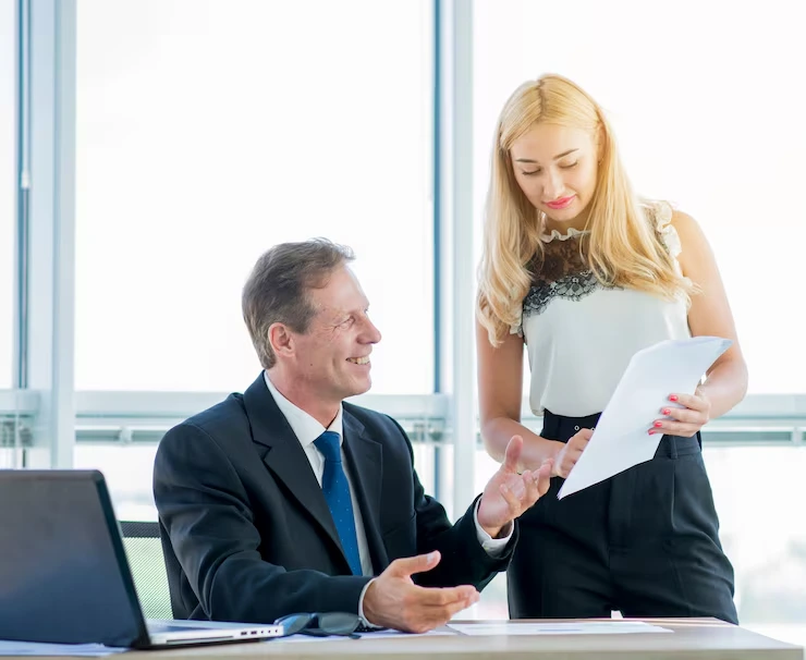 Employee Contract Lawyer for Employers